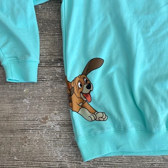 NWT Walt Disney World fox and the Hound graphic teal crewneck sweatshirt - Picture 2 of 8